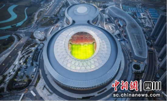 蒋人可作品《凤凰山体育公园》。 (成都时代出版社 供图) 蒋人可作品《凤凰山体育公园》。 (成都时代出版社 供图)