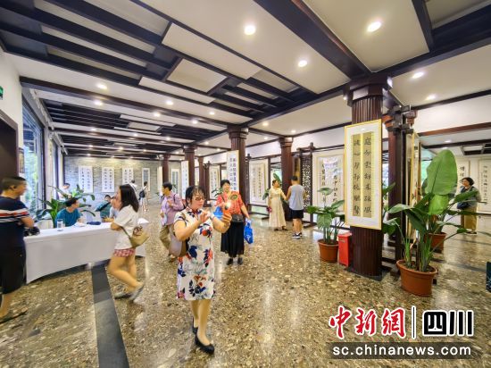 展览现场。郫都区融媒体中心 供图 展览现场。郫都区融媒体中心 供图