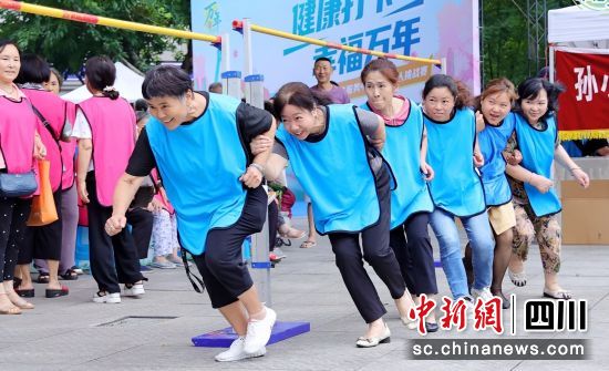 活动现场。(万年社区卫生服务中心 供图) 活动现场。(万年社区卫生服务中心 供图)