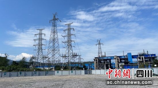 屏山大桥变电站。宜宾市新能源公司 供图 屏山大桥变电站。宜宾市新能源公司 供图