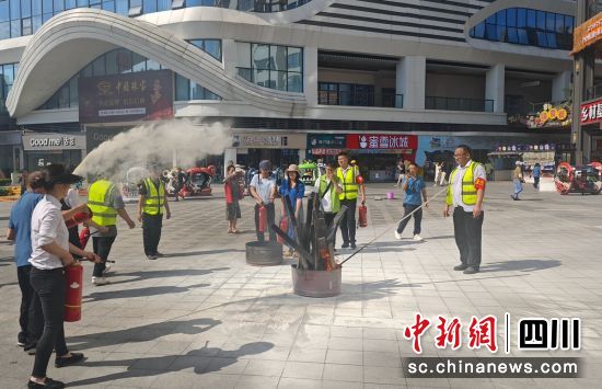 演练现场。富顺融媒 供图 演练现场。富顺融媒 供图