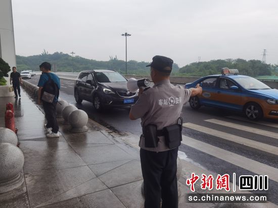 演练现场。泸州高铁站综管中心供图 演练现场。泸州高铁站综管中心供图