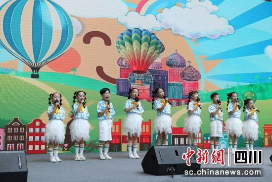 活动现场。郫都区融媒体中心 供图 活动现场。郫都区融媒体中心 供图