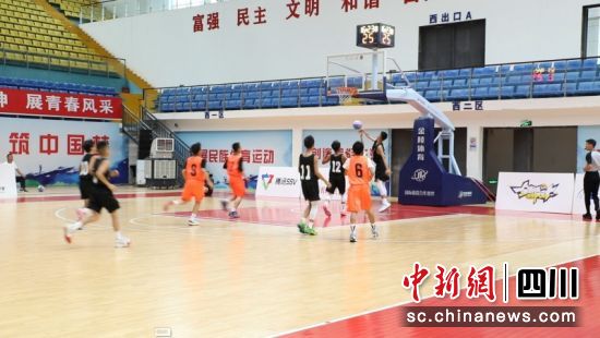 比赛现场。李烨 摄 比赛现场。李烨 摄