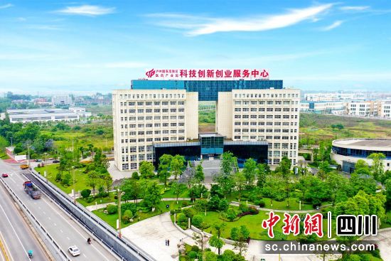 泸州国家高新区医药产业园。泸县融媒体中心供图 泸州国家高新区医药产业园。泸县融媒体中心供图