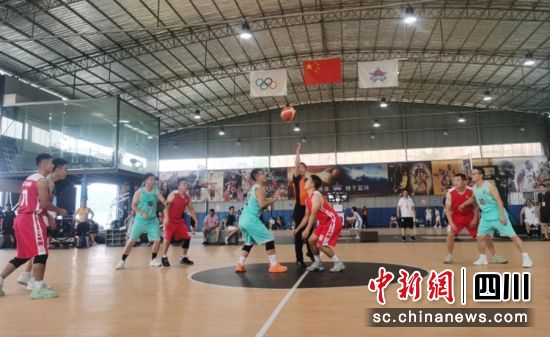 比赛现场。富顺融媒供图 比赛现场。富顺融媒供图