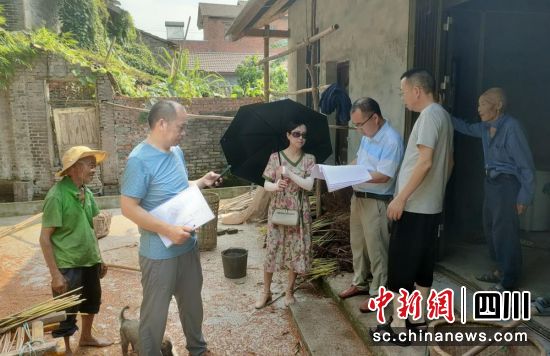 抽查验收现场。富顺融媒 供图 抽查验收现场。富顺融媒 供图