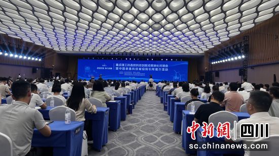 活动现场。 杨勇 摄 活动现场。 杨勇 摄