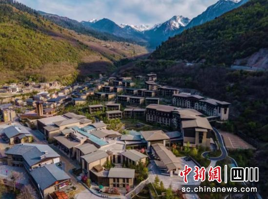 九寨沟县风光。九寨沟县委宣传部供图 九寨沟县风光。九寨沟县委宣传部供图