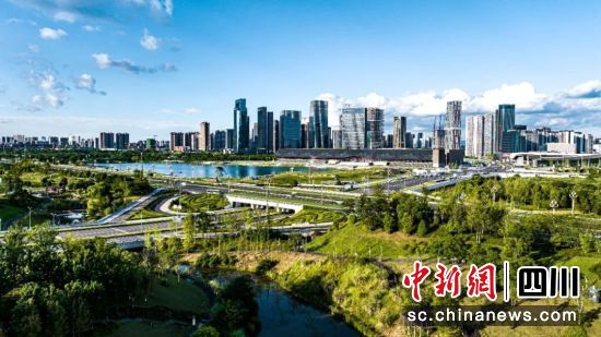 图为天府总部商务区。马骥 摄 图为天府总部商务区。马骥 摄