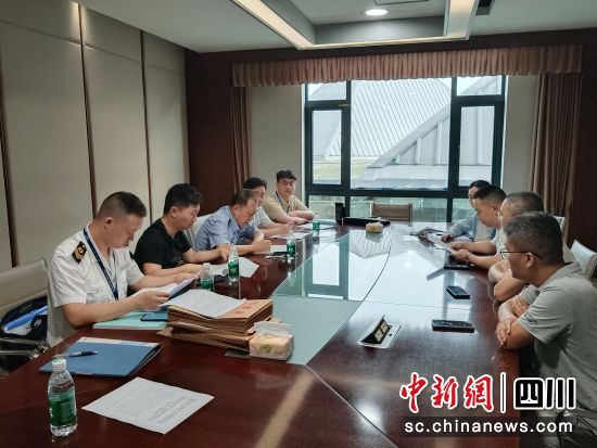 旌阳区多部门开展职业健康与安全生产一体化监督检查。 旌阳区卫健局供图 旌阳区多部门开展职业健康与安全生产一体化监督检查。 旌阳区卫健局供图
