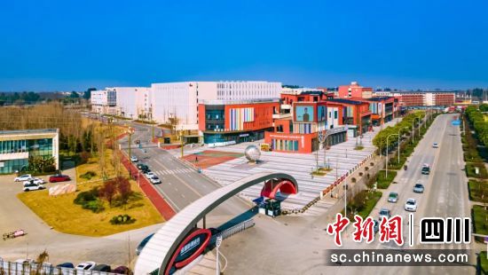 成都影视城。郫都区融媒体中心 供图 成都影视城。郫都区融媒体中心 供图