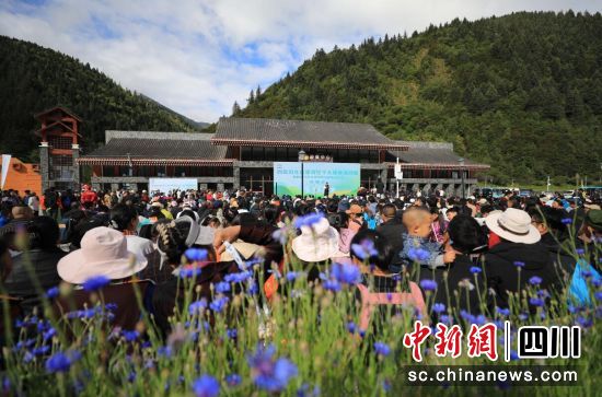 活动现场。小金县委宣传部供图 活动现场。小金县委宣传部供图