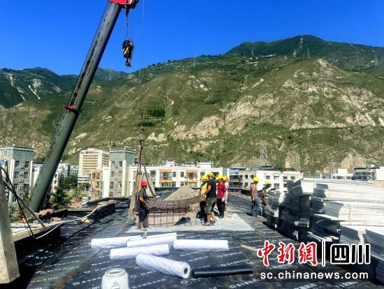 施工现场。汶川县委宣传部供图 施工现场。汶川县委宣传部供图