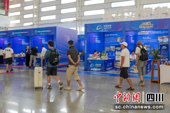 展销活动现场。费思童 摄 展销活动现场。费思童 摄