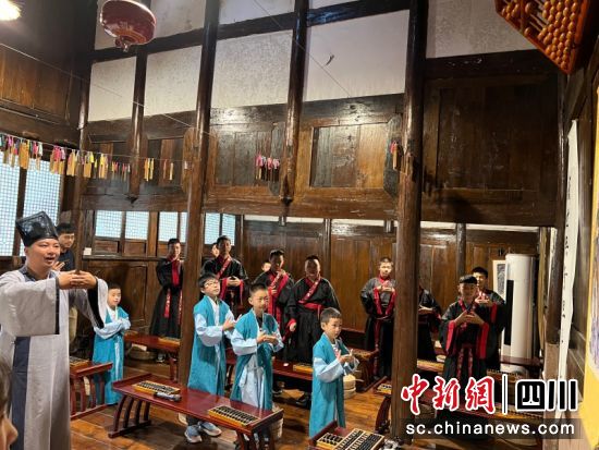 活动现场。成都文旅邛州公司 供图 活动现场。成都文旅邛州公司 供图