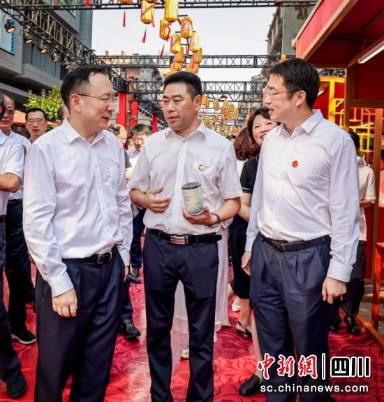 活动现场。四川酒茶集团 供图 活动现场。四川酒茶集团 供图