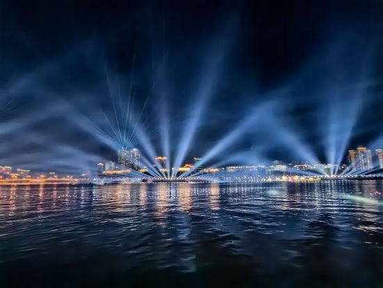 广元城市夜景一角。苗志勇 摄 广元城市夜景一角。苗志勇 摄