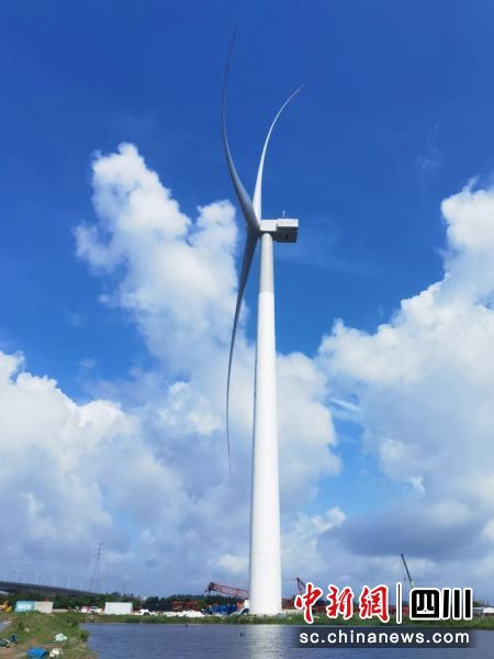 9月9日,东方电气18MW海上风电机组正常运转。东方电气集团 供图 9月9日,东方电气18MW海上风电机组正常运转。东方电气集团 供图
