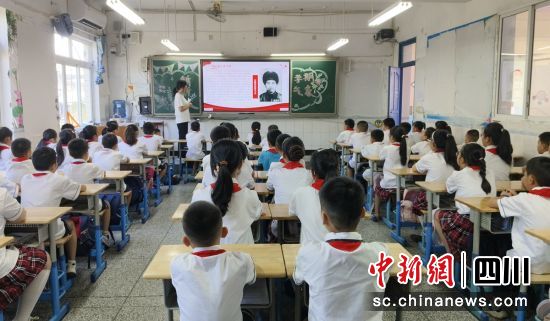 活动现场。富顺融媒 供图 活动现场。富顺融媒 供图