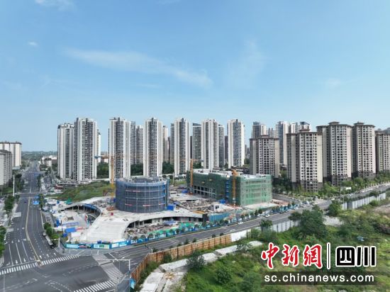 泸州江阳区文体中心建设项目航拍图。余禧锴 摄 泸州江阳区文体中心建设项目航拍图。余禧锴 摄