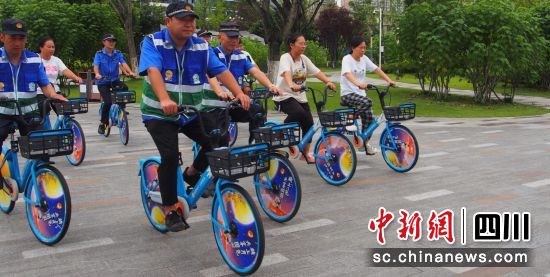 骑行活动现场。哈啰供图 骑行活动现场。哈啰供图
