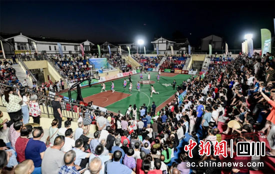 四川“村BA”比赛现场。四川省农业农村厅供图 四川“村BA”比赛现场。四川省农业农村厅供图