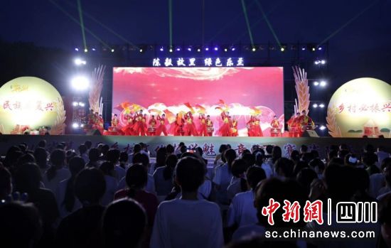 大赛现场 。孙小红 摄 大赛现场 。孙小红 摄