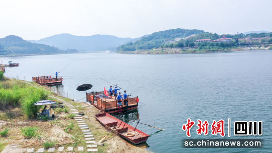 活动现场。南部县委宣传部供图 活动现场。南部县委宣传部供图