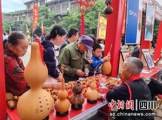 文创展区。 三台县委宣传部供图 文创展区。 三台县委宣传部供图