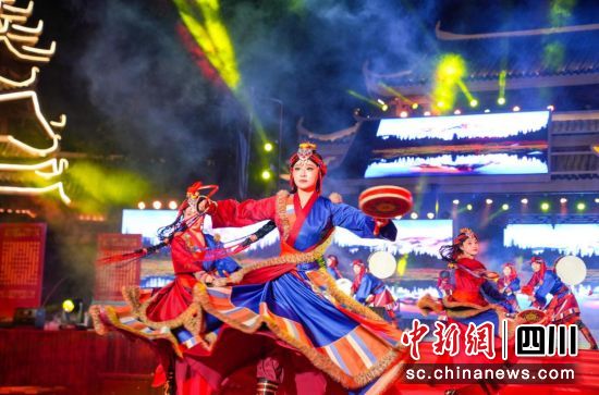 主题演出。 绵阳方特供图 主题演出。 绵阳方特供图
