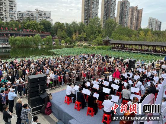 活动现场。杨晓江 摄 活动现场。杨晓江 摄