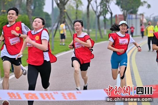 比赛现场。成都市总工会供图 比赛现场。成都市总工会供图