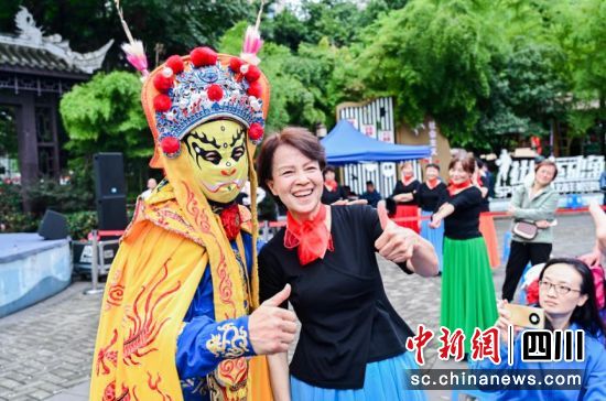 活动现场。唐泽 摄 活动现场。唐泽 摄