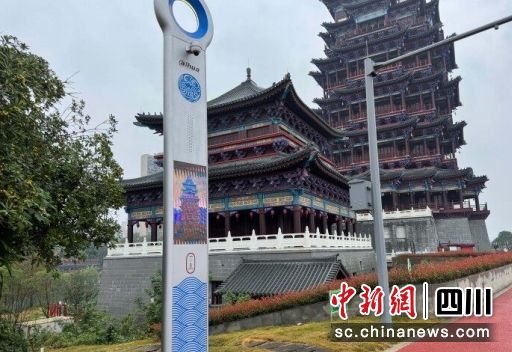 沿线已经投入使用的智慧灯杆。顺庆区融媒体中心供图 沿线已经投入使用的智慧灯杆。顺庆区融媒体中心供图