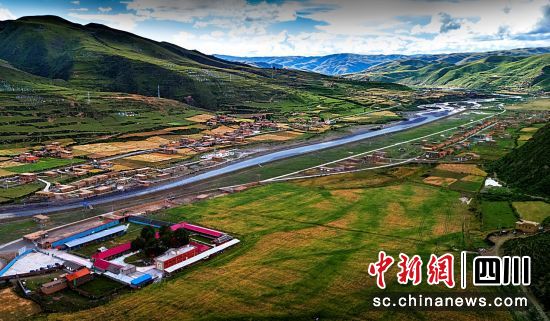生态宜居的壤塘画卷。壤塘县委宣传部 供图 生态宜居的壤塘画卷。壤塘县委宣传部 供图
