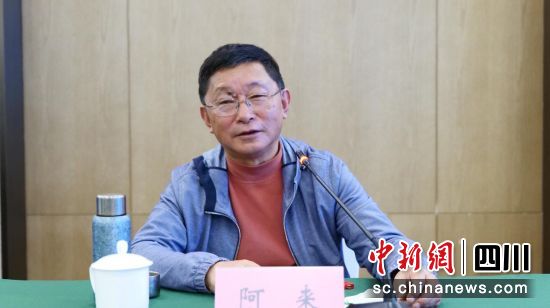 中国作协副主席、四川省作协主席阿来致辞。四川省红星作家协会 供图 中国作协副主席、四川省作协主席阿来致辞。四川省红星作家协会 供图