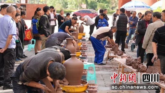 比赛现场。荣县融媒 供图 比赛现场。荣县融媒 供图