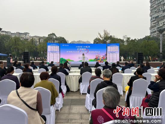 活动现场。泸州市人社局供图 活动现场。泸州市人社局供图