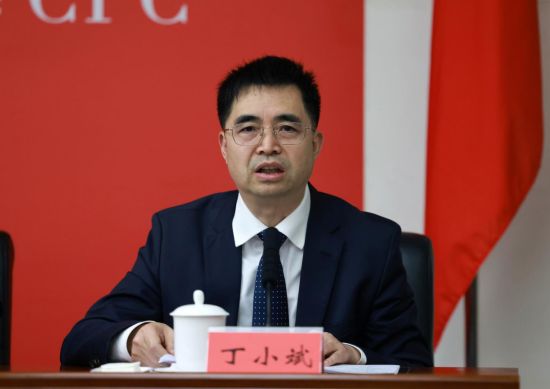 �ɶ��пƼ��ֵ�����ǡ��ֳ���С��