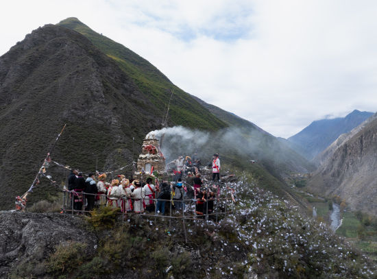 ��������ϲ�������Ļ���� ���꾰/��