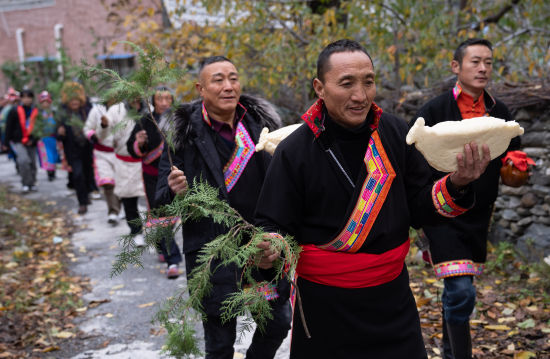 ��������ʽ�� ���꾰/��