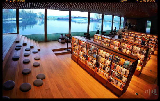 ����ھ�(����ͼ)����С�� ��