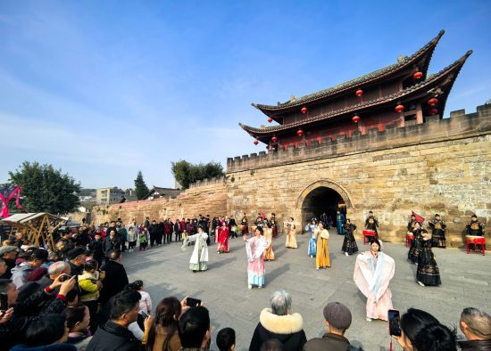 ��������̨�����ų��Ƴ�ϵ���´��Ļ����